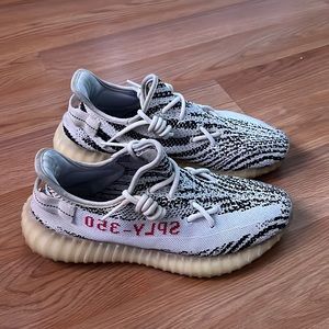 Yeezy Boost 350 Zebra